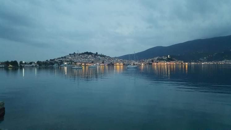 Sunray Studio In Poros Appartement Poros Town Buitenkant foto